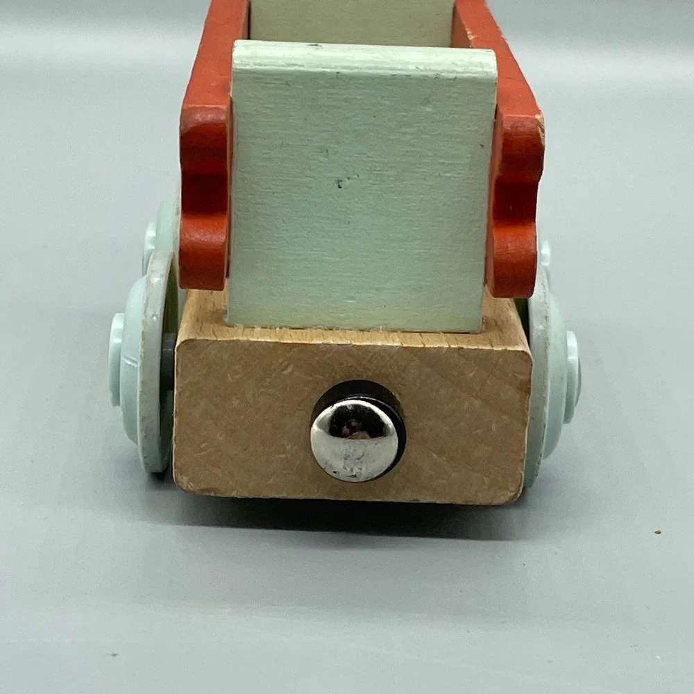 Disney Mickey Mouse Wooden‎ Train Car Cargo Wagon Red Blue Magnetic Toy